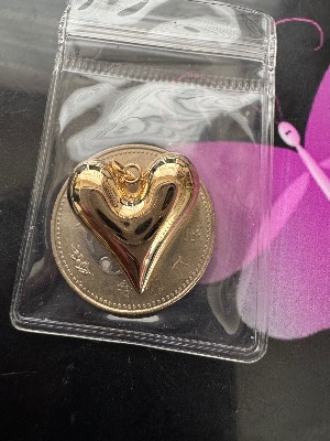 K18 Sexy Heart Pendant