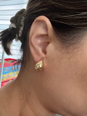 K18 Teardrop Earring