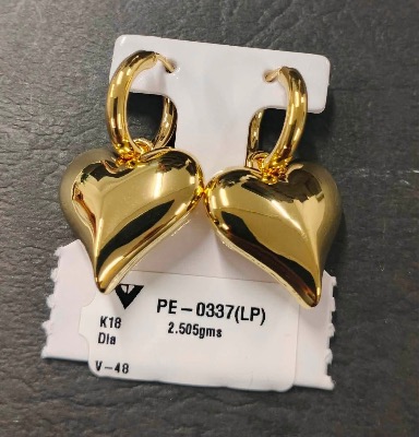 K18 Heart Charm Hoop Earring