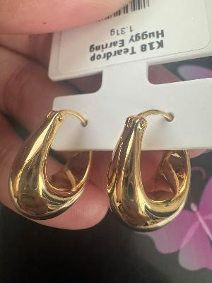 K18 Teardrop Huggy Earring 1.31g