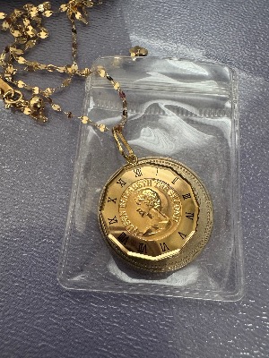 K18 Elizabeth Pendant